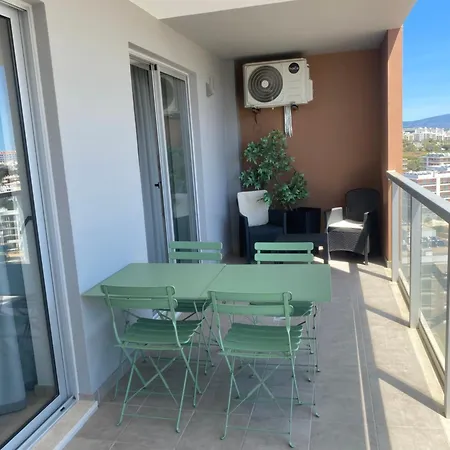 Elite Residense A 150 Mts Da Rocha * Portimao