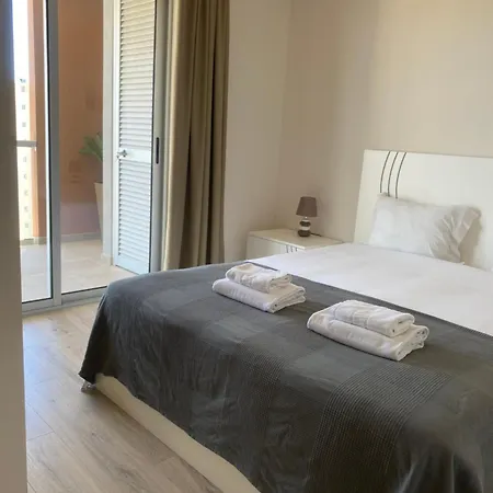Elite Residense A 150 Mts Da Rocha Portimao