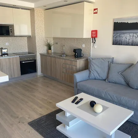 Elite Residense A 150 Mts Da Rocha * Portimao