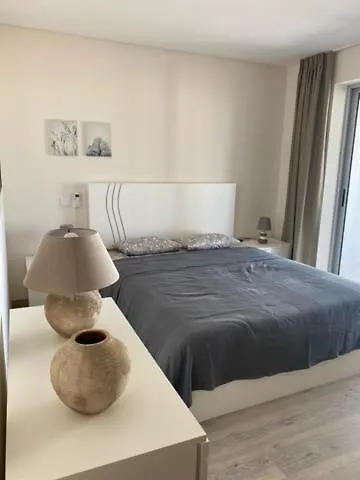 Elite Residense A 150 Mts Da Rocha Appartement *
