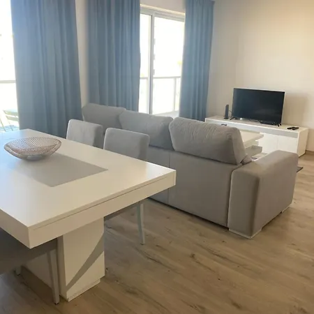 Apartamento Elite Residense A 150 Mts Da Rocha